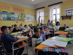 КОЛИКО ЈЕЗИКА ЗНАШ, ТОЛИКО ВРЕДИШ